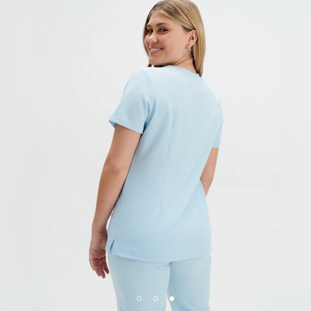 Garade Malade Scrub Set! - Picture 2 of 12